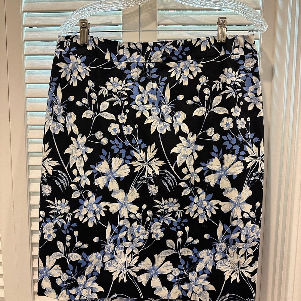 Talbots Black and White Pencil Skirt Knee-Length Casual
